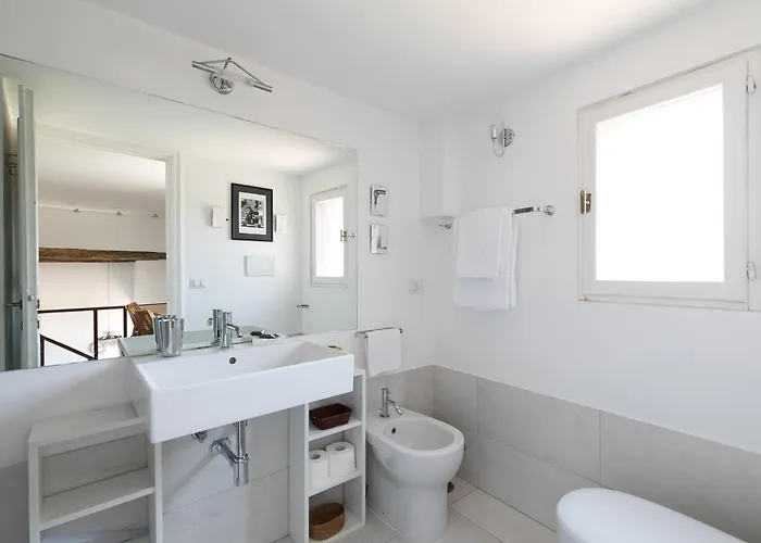 Trastevere Charming Penthouse Roma