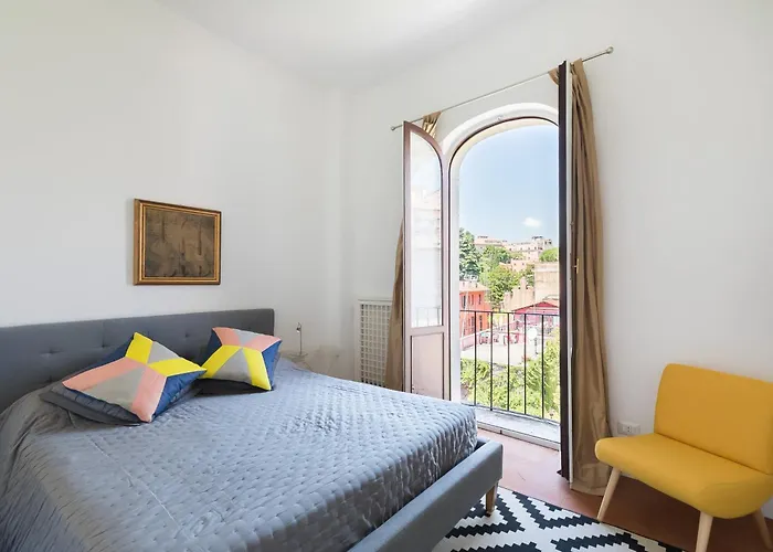 Apartamento Trastevere Charming Penthouse Roma